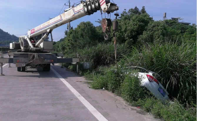 宜秀区重载吊车救援 宜秀区重载吊车救援